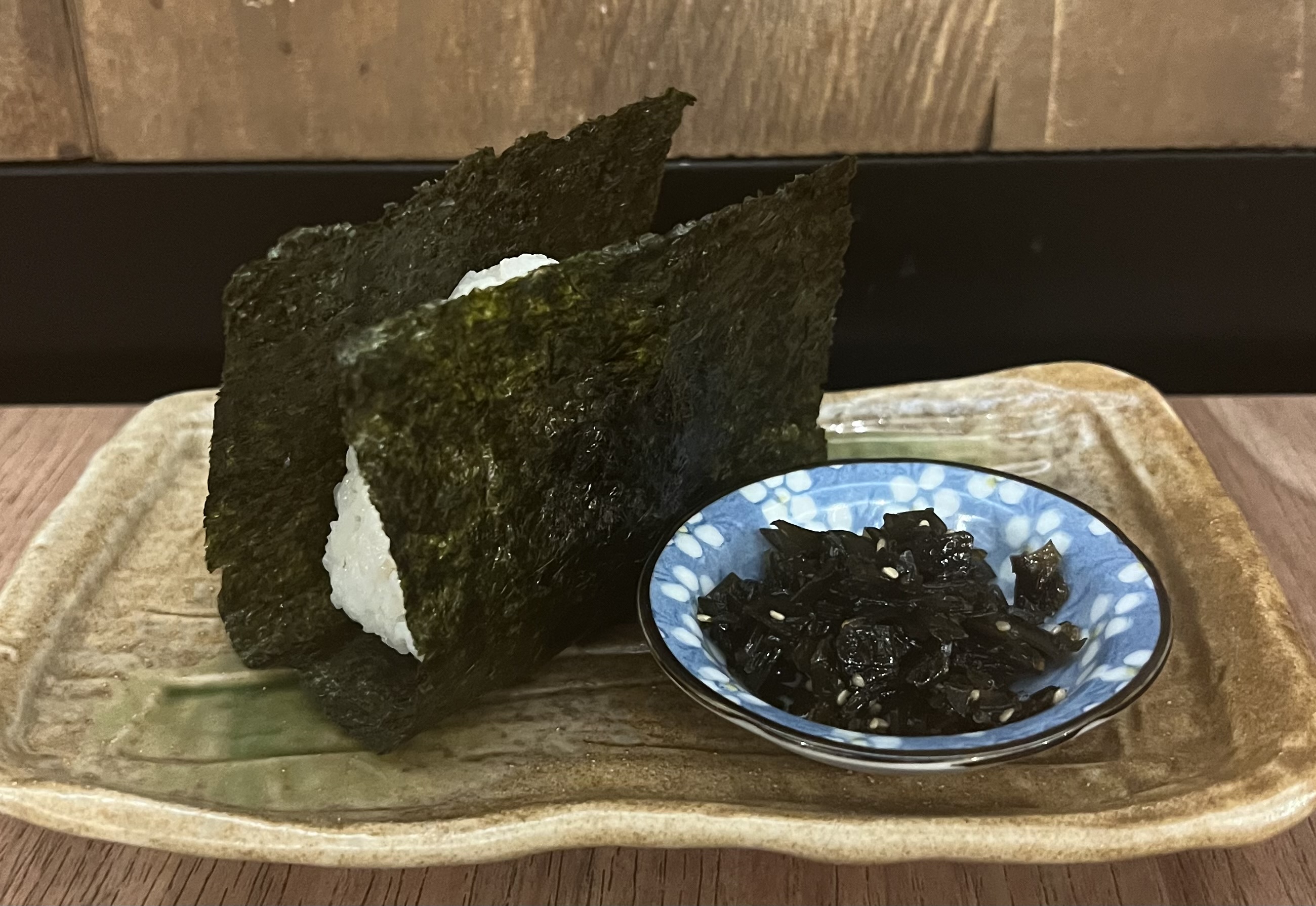 Onigiri de Tsukudani Kombu   3,50